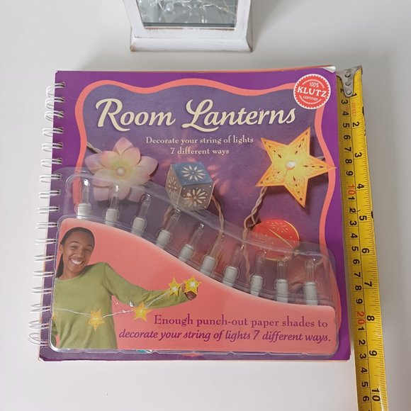 Vintage DIY Room Lanterns by KLUTZ from 2000's unpacked - Picture 10 of 10